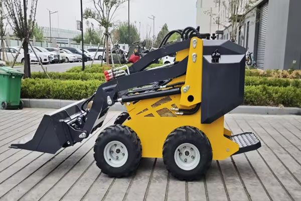 एक छोटे लोडर के कार्य क्या हैं